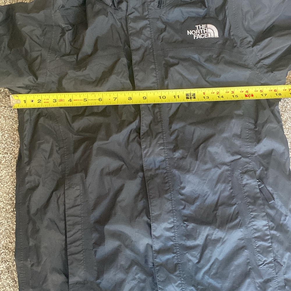 The North Face Black Hooded Big Boys Waterproof Rain Jacket, Boy’s L - Picture 7 of 16